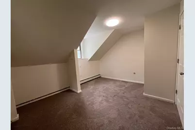 121 E Hook Cross Road, Hopewell Junction, NY 12533 - Photo 6