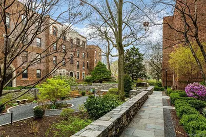 64 Sagamore Road #H3, Bronxville, NY 10708 - Photo 2