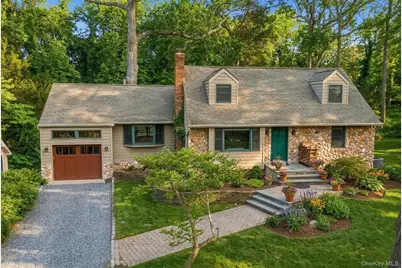 5 Cherrylawn Lane, Northport, NY 11768 - Photo 1