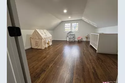 43 W Shore Road, Oakdale, NY 11769 - Photo 12