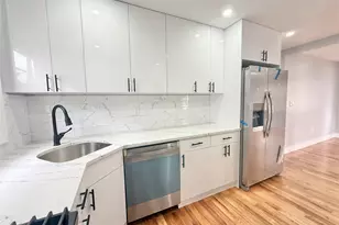 123-23 Milburn St, Springfield Gardens, NY 11413 - Photo 8