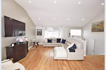 3029 Ann Street, Baldwin, NY 11510 - Photo 4