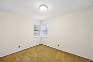 132 Albertson Pkwy, Albertson, NY 11507 - Photo 16