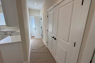 2384 A N/C Walnut Ave, Ronkonkoma, NY 11779 - Photo 16