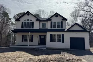 2384 A N/C Walnut Ave, Ronkonkoma, NY 11779 - Photo 2