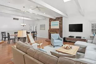 254 Meeting House Creek Rd, Aquebogue, NY 11901 - Photo 4