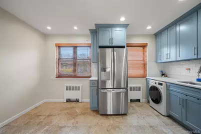 246-29 57th Drive #B110, Douglaston, NY 11362 - Photo 4