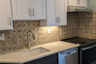 4 Michelle Dr, Newburgh, NY 12550 - Photo 10