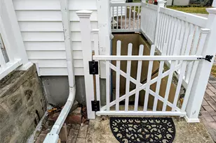 38 3rd St, Ronkonkoma, NY 11779 - Photo 2