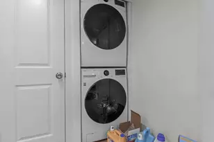 38-19 219th St, Bayside, NY 11361 - Photo 14