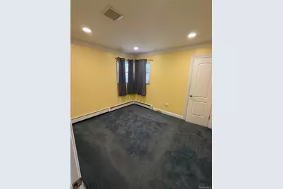 168 Robinwood Avenue, Hempstead, NY 11550 - Photo 8