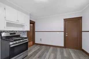 148 Winnikee Ave, Poughkeepsie, NY 12601 - Photo 12