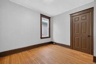 148 Winnikee Ave, Poughkeepsie, NY 12601 - Photo 14