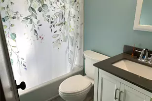 6 Wilton St, New Hyde Park, NY 11040 - Photo 4