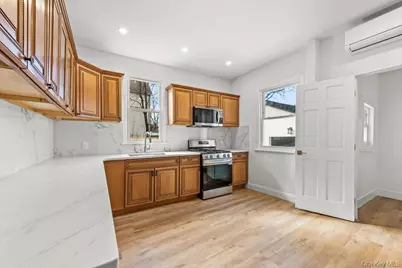 10 S 14th Avenue, Mount Vernon, NY 10550 - Photo 16