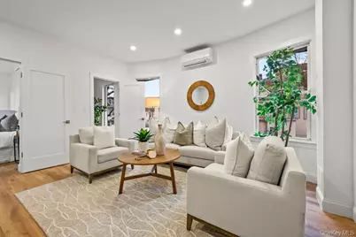 10 S 14th Avenue, Mount Vernon, NY 10550 - Photo 8