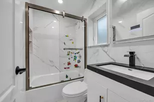 7-17 College Pl, College Point, NY 11356 - Photo 20