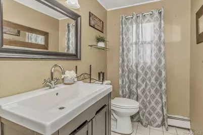 86 Oceanview Avenue, Valley Stream, NY 11581 - Photo 14