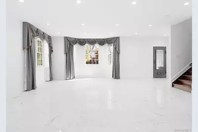 56 Jackson Avenue #1, Mineola, NY 11501 - Photo 12