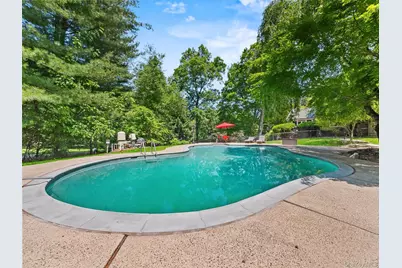 1 Finnegan Lane, Montebello, NY 10901 - Photo 32