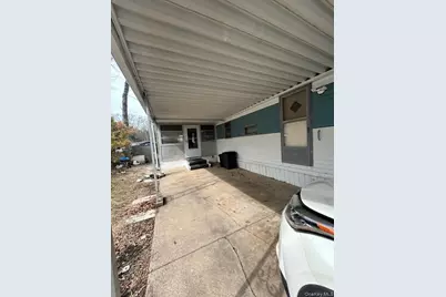 658 Sound Ave #E-5, Calverton, NY 11933 - Photo 2