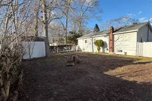 60 Webb Ave, Patchogue, NY 11772 - Photo 16