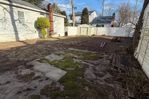 60 Webb Ave, Patchogue, NY 11772 - Photo 14