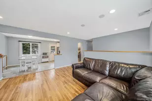 317 Garden City St, Islip Terrace, NY 11752 - Photo 6