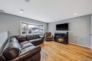 317 Garden City St, Islip Terrace, NY 11752 - Photo 4