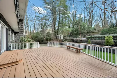 10 Hunting Hill Road, Woodbury, NY 11797 - Photo 38