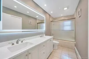 10 Hunting Hill Rd, Woodbury, NY 11797 - Photo 26