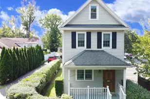 6 Morris Ln, Great Neck, NY 11024 - Photo 22