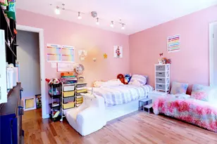 6 Morris Ln, Great Neck, NY 11024 - Photo 10