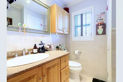 6 Morris Lane, Great Neck, NY 11024 - Photo 12