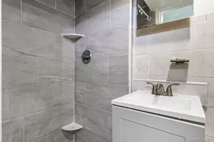 3241 Colden Ave, Bronx, NY 10469 - Photo 18