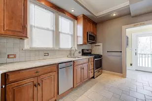 256 Nassau Rd, Huntington, NY 11743 - Photo 14