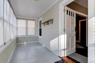 256 Nassau Rd, Huntington, NY 11743 - Photo 2