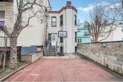 634 E 3rd Street, Brooklyn, NY 11218 - Photo 30