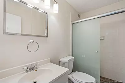 152-18 Union Turnpike #12R, Flushing, NY 11367 - Photo 20