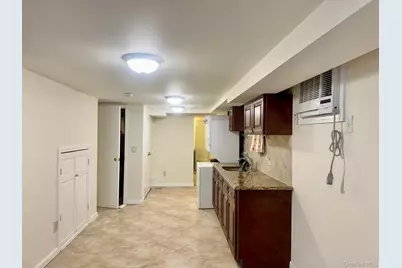 164-36 77th Road, Fresh Meadows, NY 11366 - Photo 14