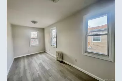 164-36 77th Road, Fresh Meadows, NY 11366 - Photo 8