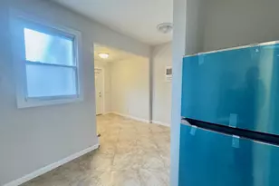 164-36 77th Rd, Fresh Meadows, NY 11366 - Photo 4