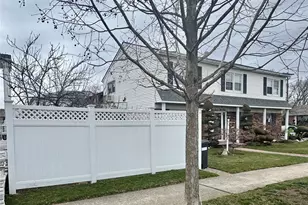 87-19 163rd Ave, Howard Beach, NY 11414 - Photo 4