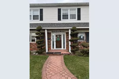 8719 163rd Avenue, Howard Beach, NY 11414 - Photo 2