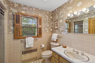 16 Primrose Ln, Aquebogue, NY 11931 - Photo 32