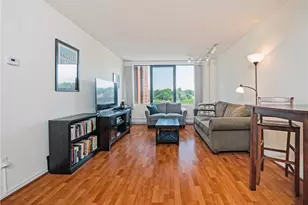 4 Martine Ave, White Plains, NY 10606 - Photo 10