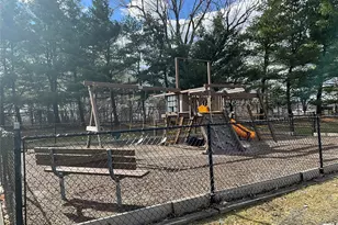 100 Hillside Dr, Middletown, NY 10941 - Photo 12