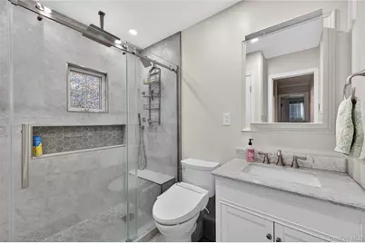 46 Monell Avenue, Islip, NY 11751 - Photo 34