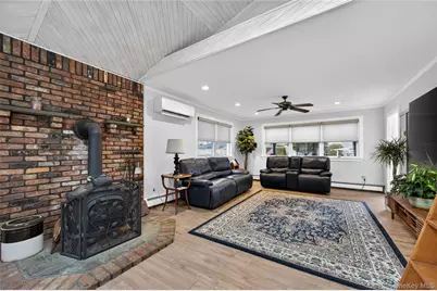 46 Monell Avenue, Islip, NY 11751 - Photo 20