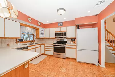 15 Lourae Drive, Massapequa Park, NY 11762 - Photo 8